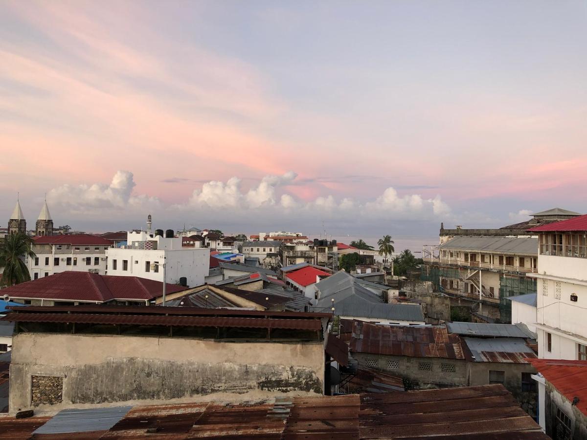 Mlango Paje House Bed & Breakfast Bagian luar foto