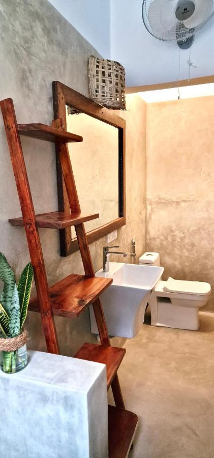 Mlango Paje House Bed & Breakfast Bagian luar foto