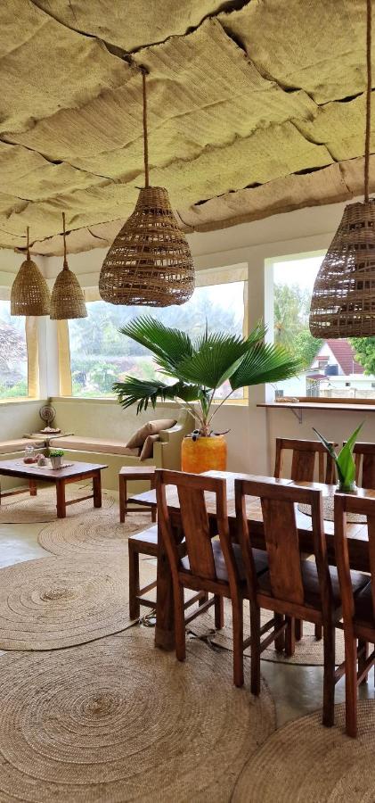 Mlango Paje House Bed & Breakfast Bagian luar foto