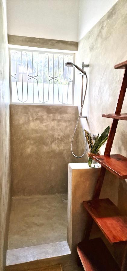 Mlango Paje House Bed & Breakfast Bagian luar foto